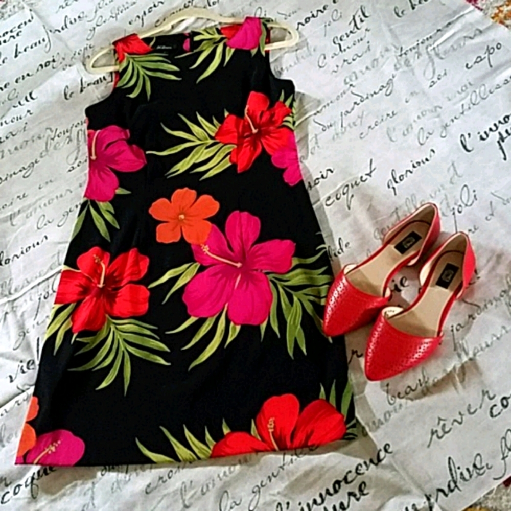 Women's dress